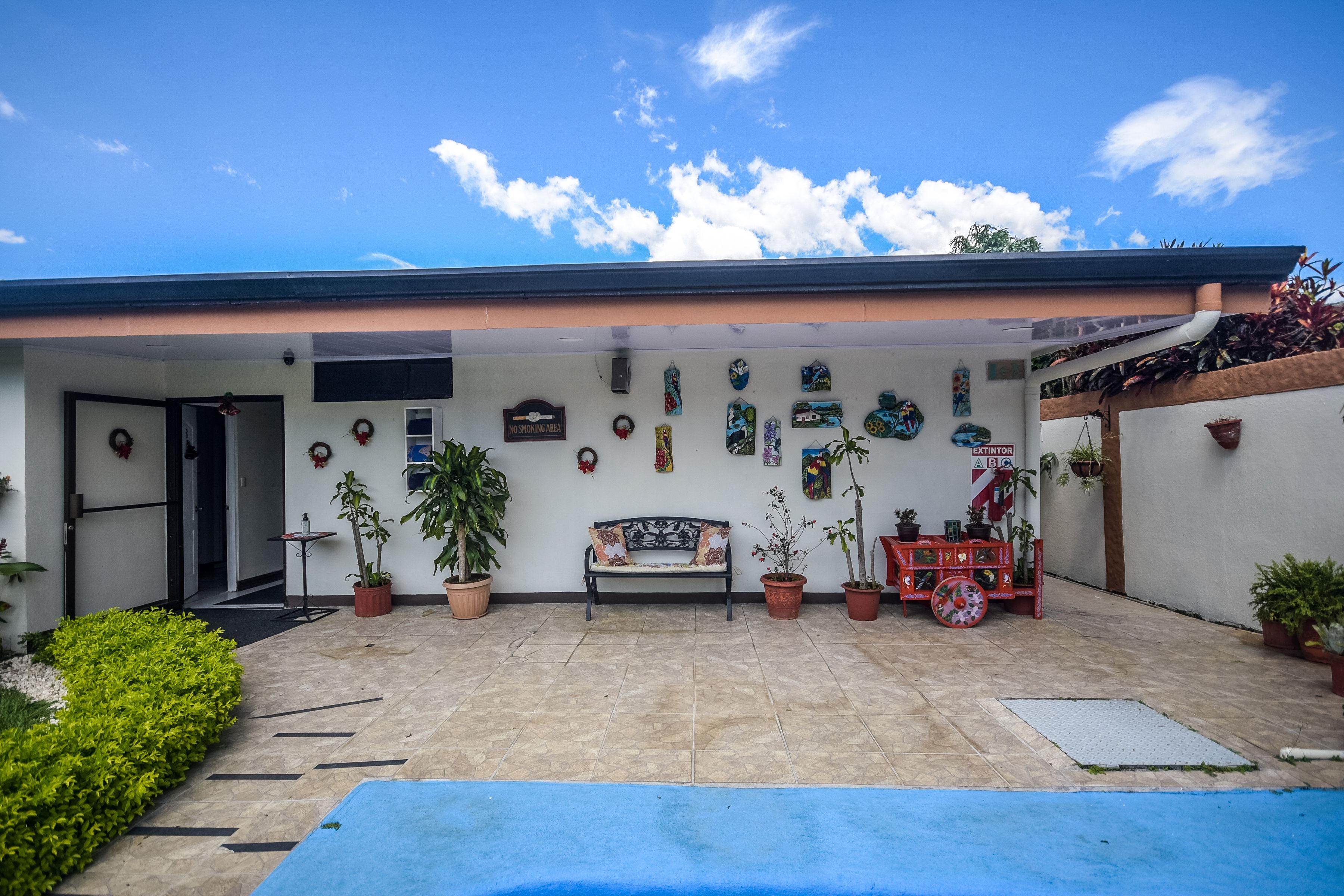 Berlor Airport Inn Rio Segundo Exterior photo