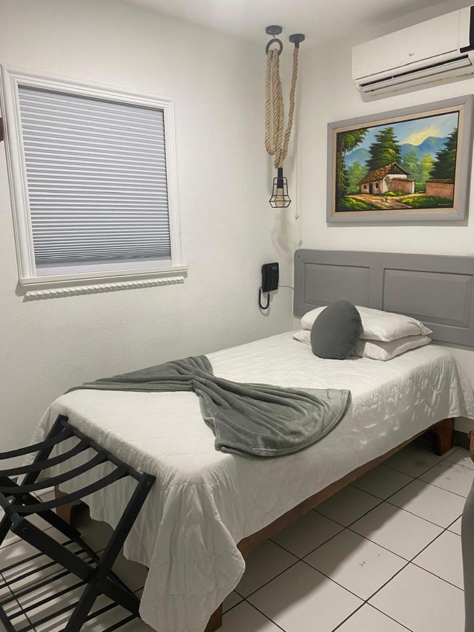 Berlor Airport Inn Rio Segundo Room photo